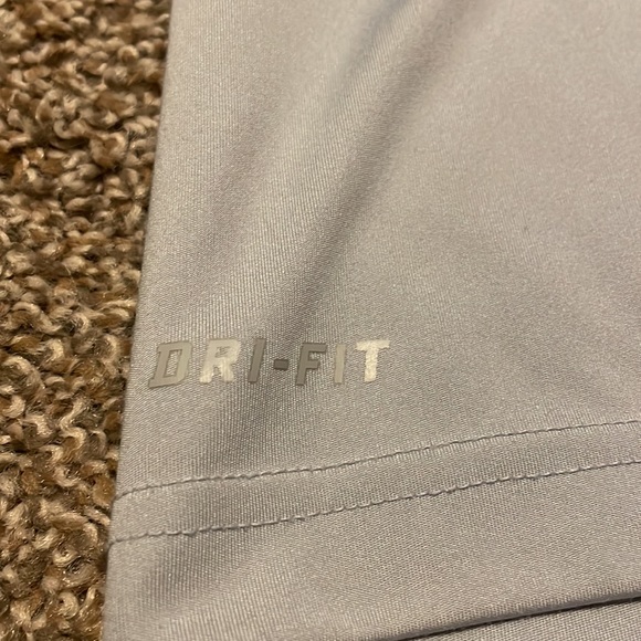 Seahawks Nike Dri-Fit golf Polo. Men’s size L. - Picture 2 of 7